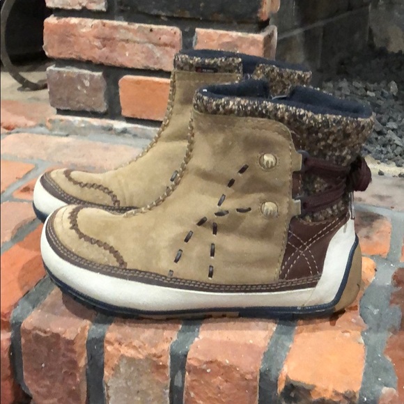 merrell puffin boots